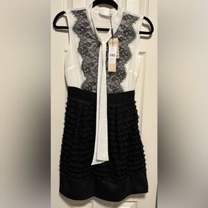 NWT Darling Women’s Amanda Lace and Ruffled Dress